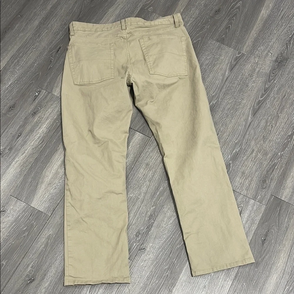 Chaps Men’s Tan Straight Jeans Classic Style